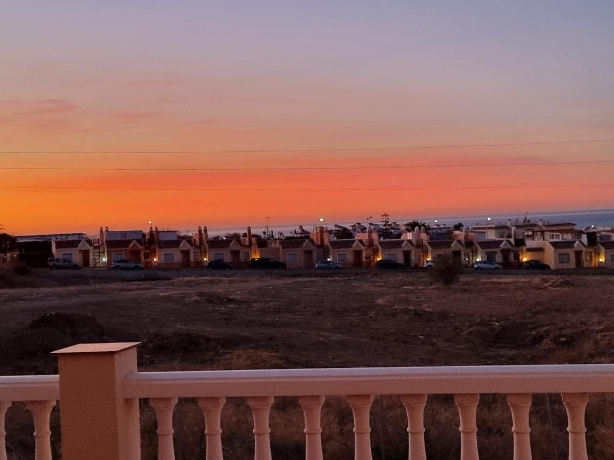 Brisamar Apartment Torrox Bagian luar foto